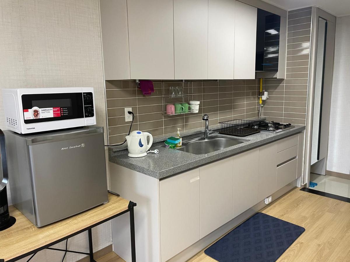 Spacious Luxury Condo W/ Kitchen Beside Hilton Clark D'Heights Angeles Exterior foto